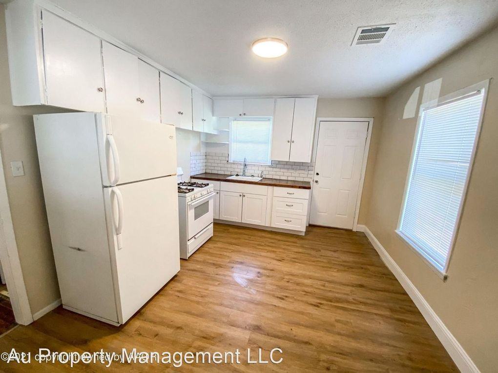 4208 Cline Rd #1 - Photo 2 of 15
