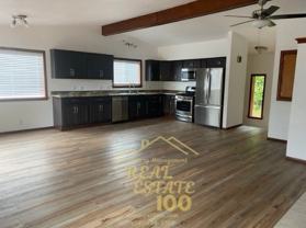 1501 Se Oar Ave - Photo 1 of 1