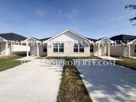 featured image of 112 E Camden St #114