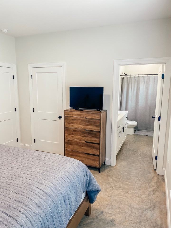 Avery Lane - 135-B #135B - Photo 4 of 10