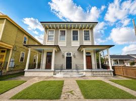featured image of 2332 Ursulines Ave
