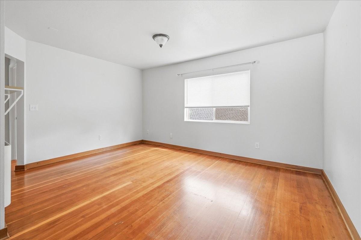 5922 N Albina Ave #5 - Photo 4 of 12