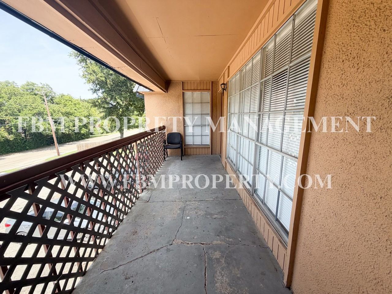 800 N Clay St #A - Photo 2 of 15