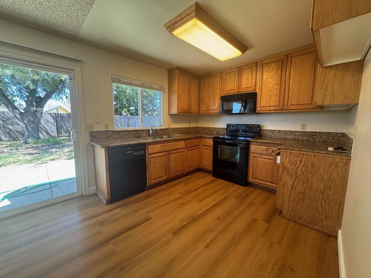 9457 Bravo Way - Photo 6 of 16