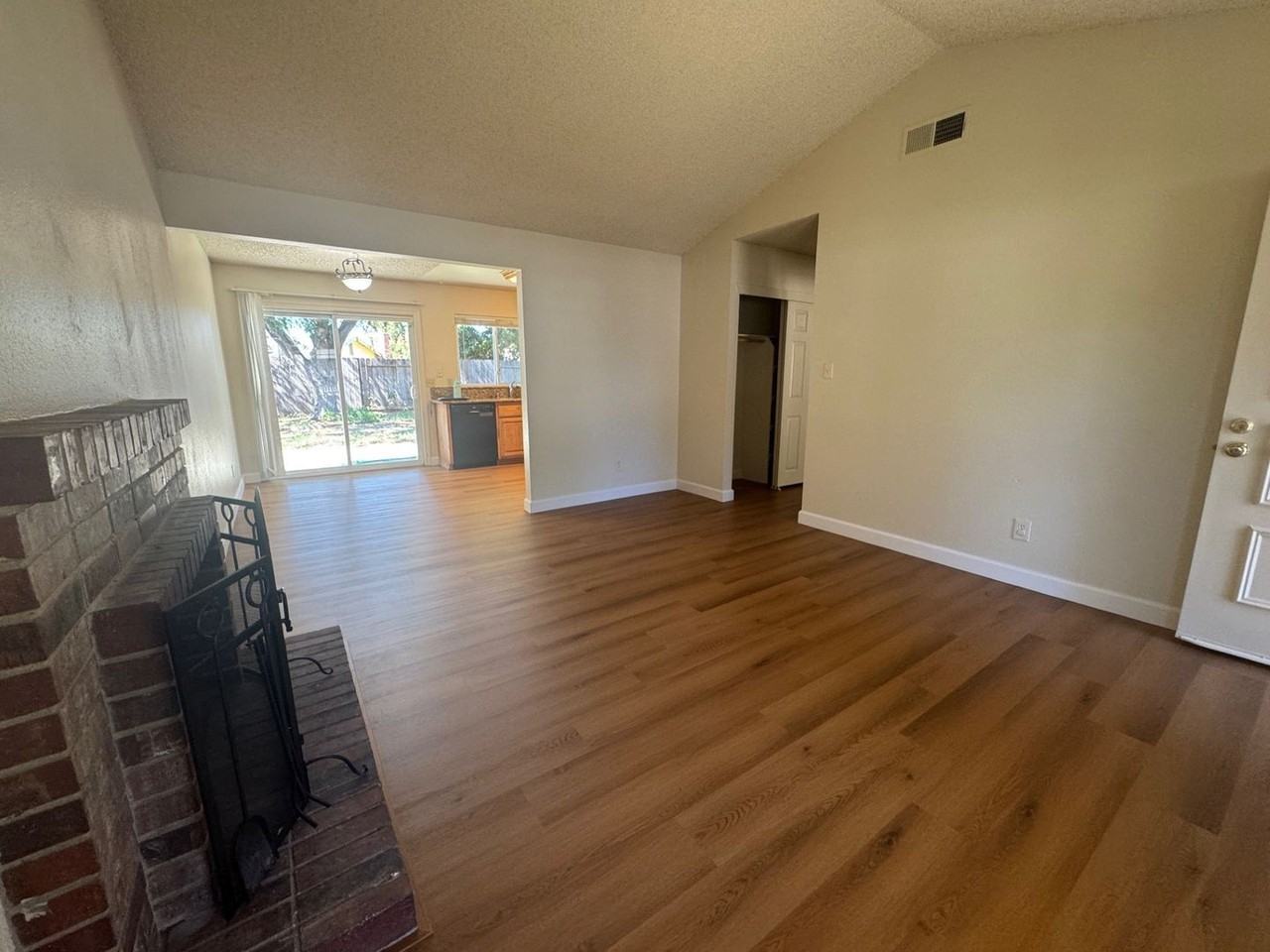 9457 Bravo Way - Photo 3 of 16