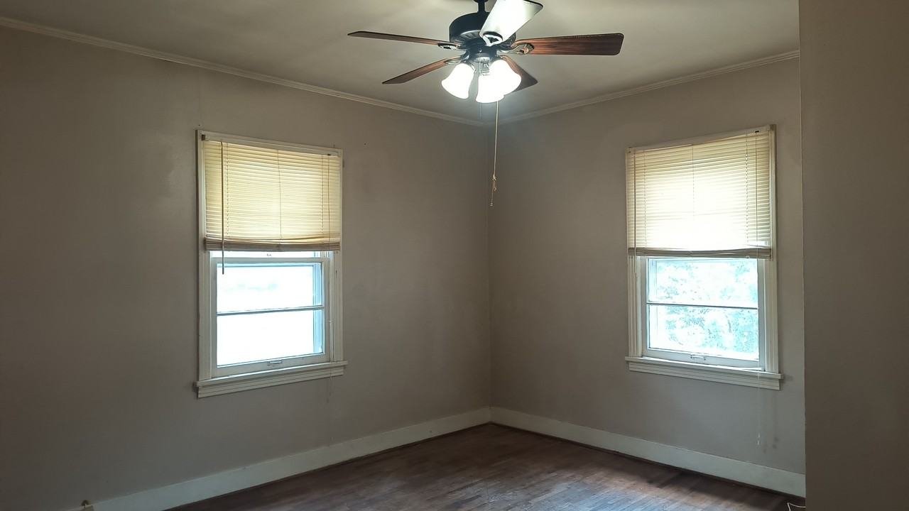 1605 W 31st Ave #1 - Photo 7 of 7