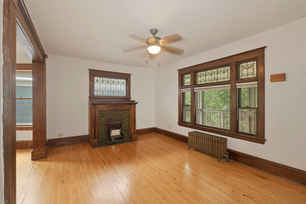 2535 Aldrich Ave S #1 - Photo 2 of 20