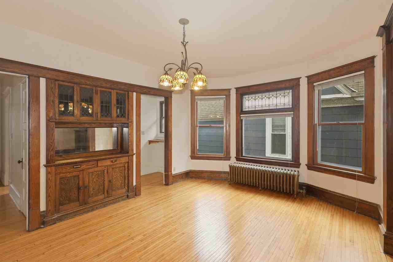 2535 Aldrich Ave S #1 - Photo 4 of 20