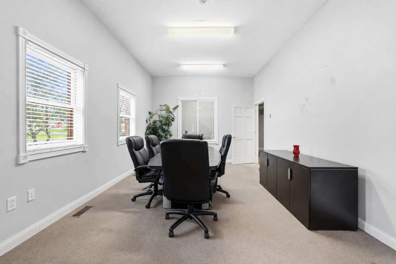 1285 South Jackson Street - HSUITE H #H - Photo 4 of 10