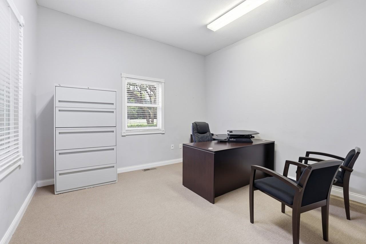 1285 South Jackson Street - HSUITE H #H - Photo 7 of 10