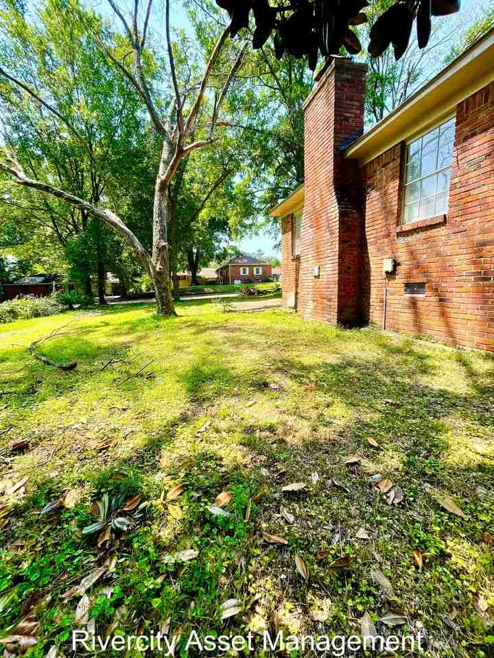 1314 Randall Dr #1 - Photo 2 of 13