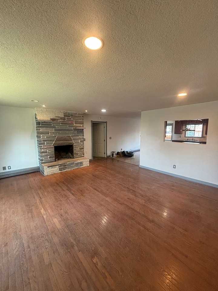 9828 N Janis St - Photo 3 of 50