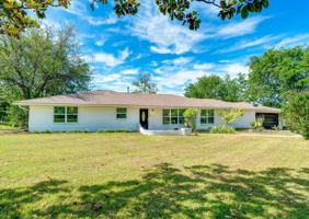 featured image of 915 W Kings Rd #1