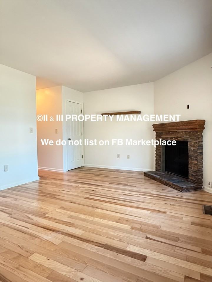 8660 West 109th St. Overland Park #1 - Photo 4 of 20