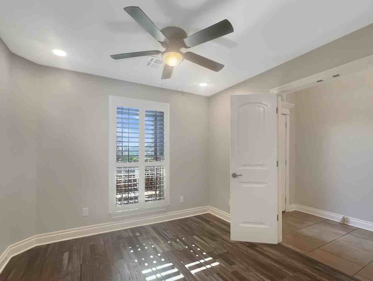 903 Sw 78th St #1 - Photo 5 of 29