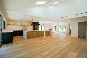 featured image of 1800 Oriole Dr #1