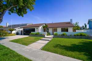 featured image of 1800 Oriole Dr #1