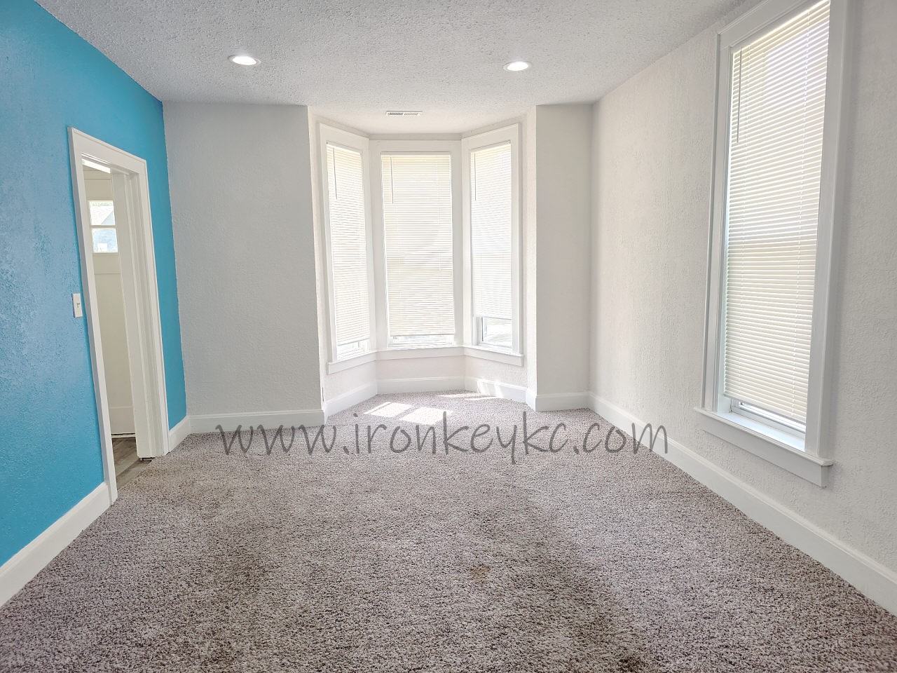 2602 Essex St #1 - Photo 3 of 24