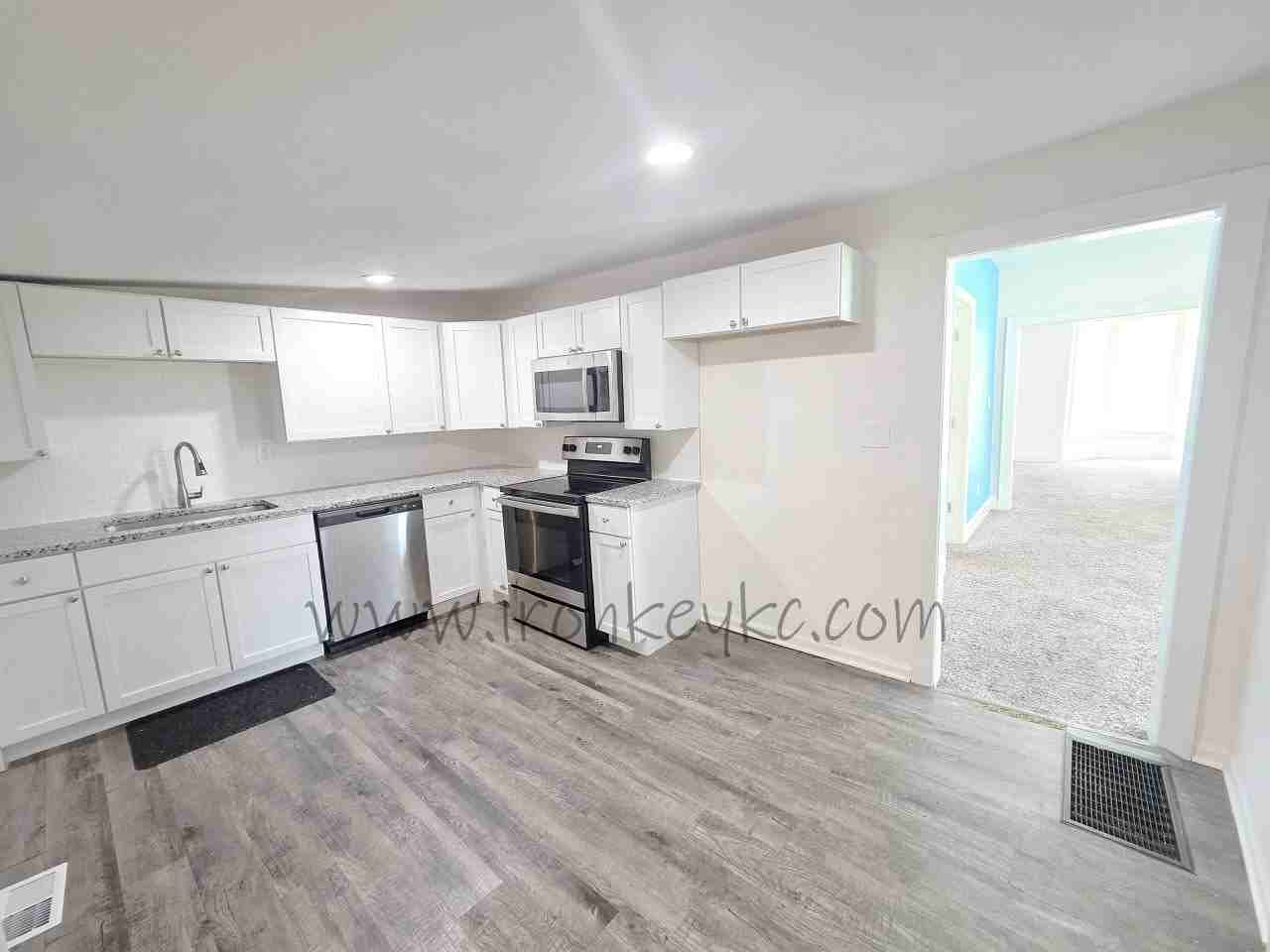 2602 Essex St #1 - Photo 6 of 24