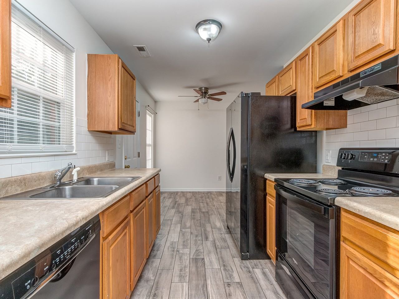 1277 S Hayne St #1 - Photo 6 of 11