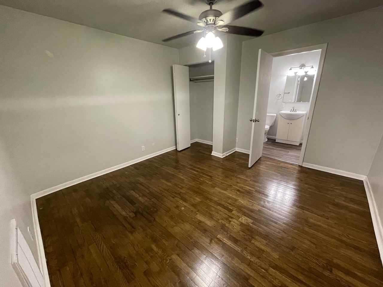 7338 Lovers Ln #7338 - Photo 4 of 8