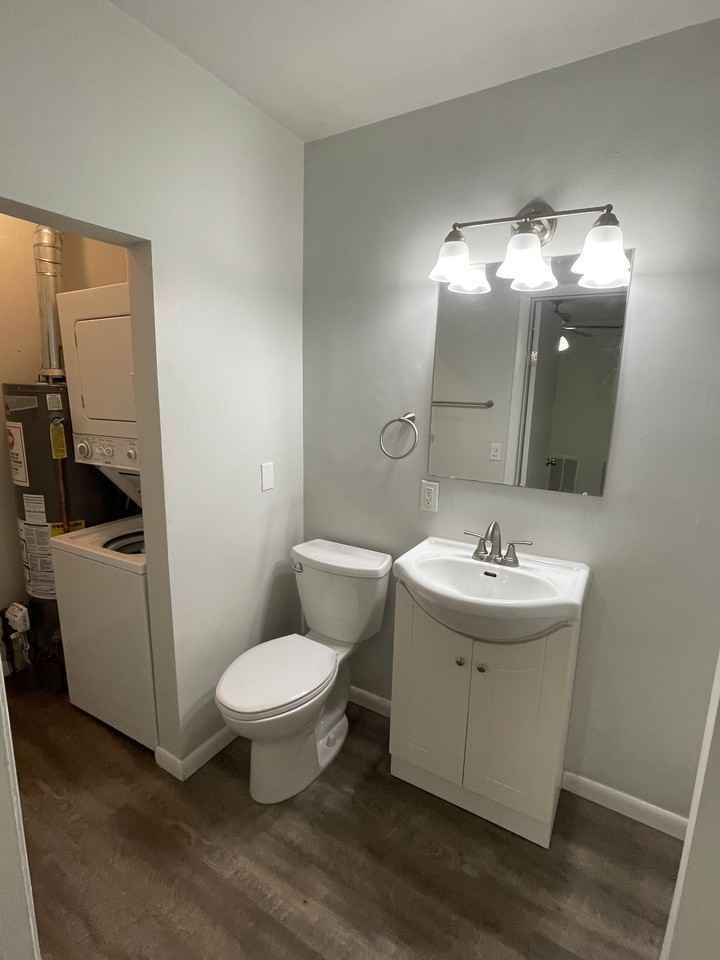 7338 Lovers Ln #7338 - Photo 5 of 8