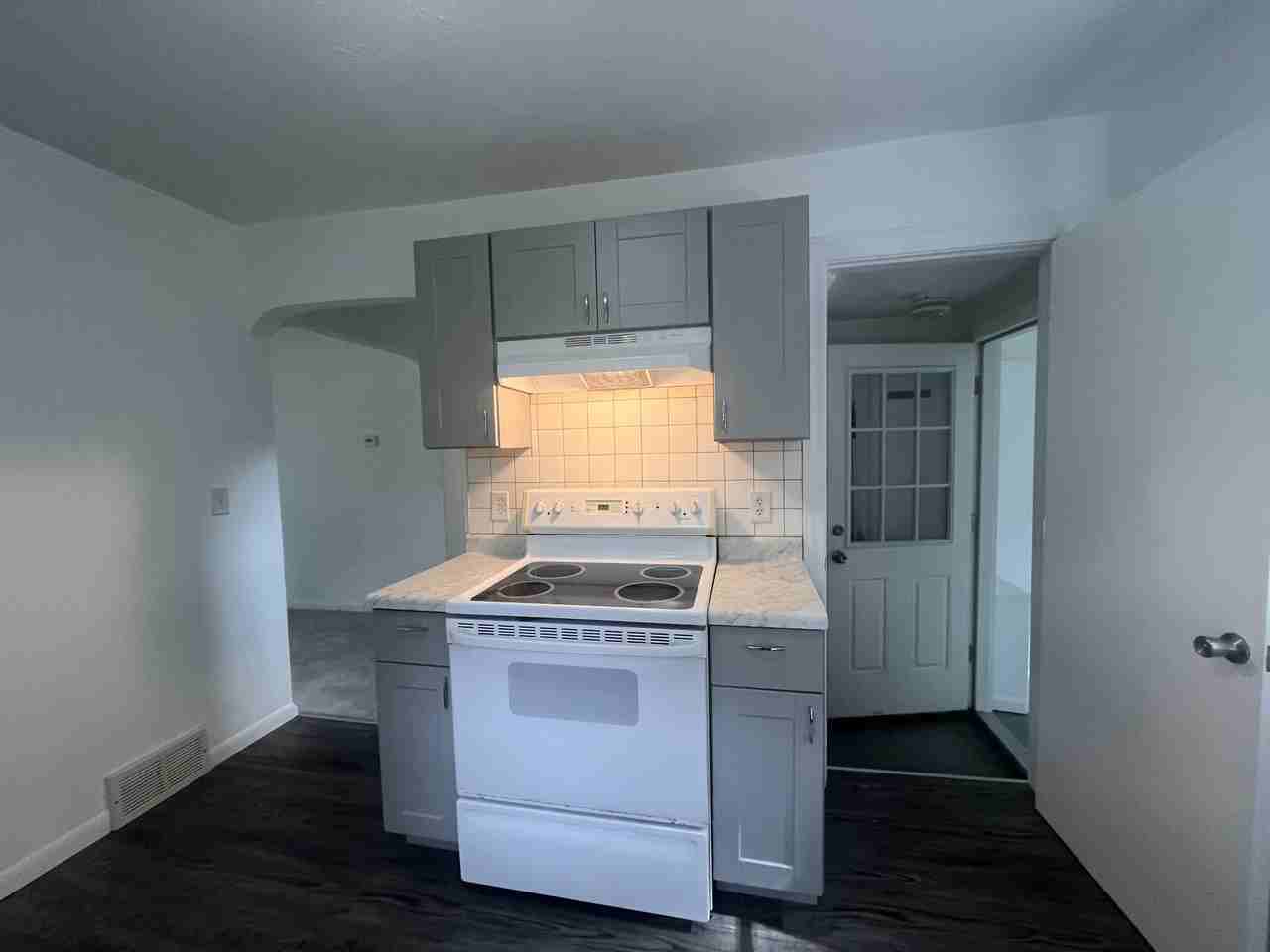 3403 Lowden St #1 - Photo 2 of 10