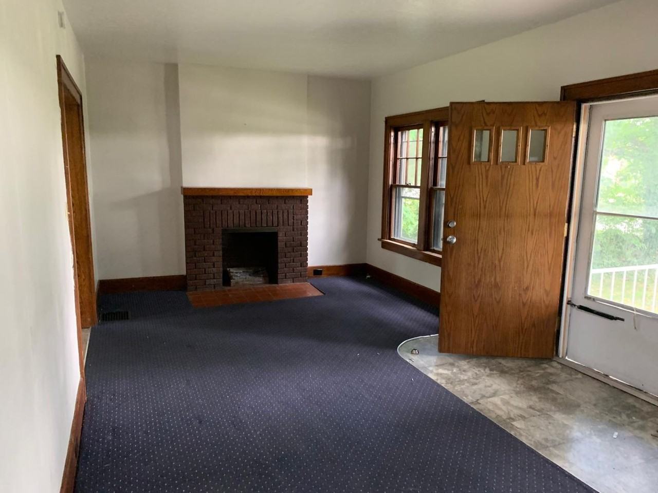 405 Allegheny St - Photo 3 of 4