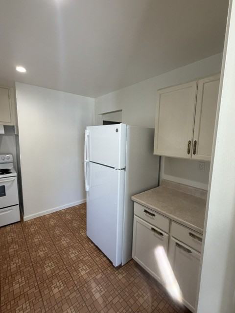 511 Coffee Rd #1 - Photo 7 of 42