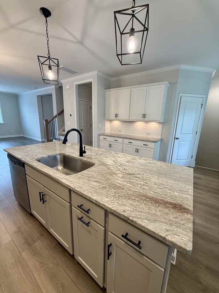 704 Carraway Garden Dr #1 - Photo 5 of 36