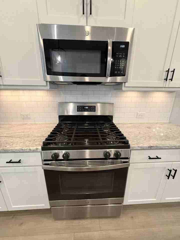704 Carraway Garden Dr #1 - Photo 7 of 31