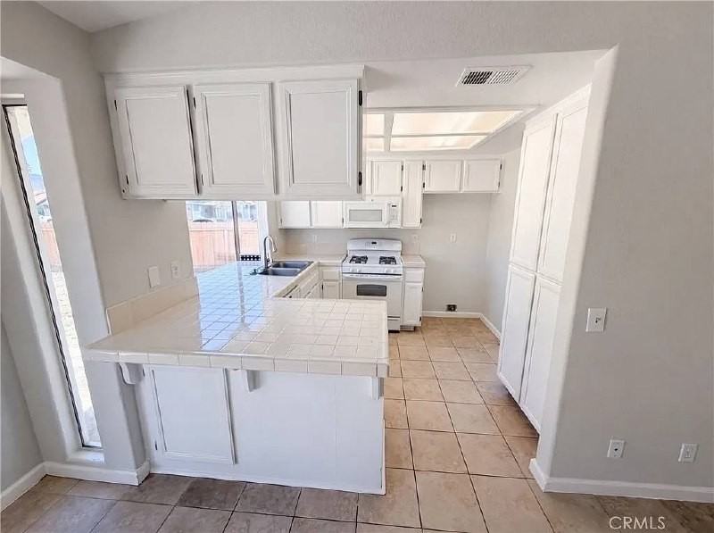 2756 Alne Drive - Photo 3 of 15
