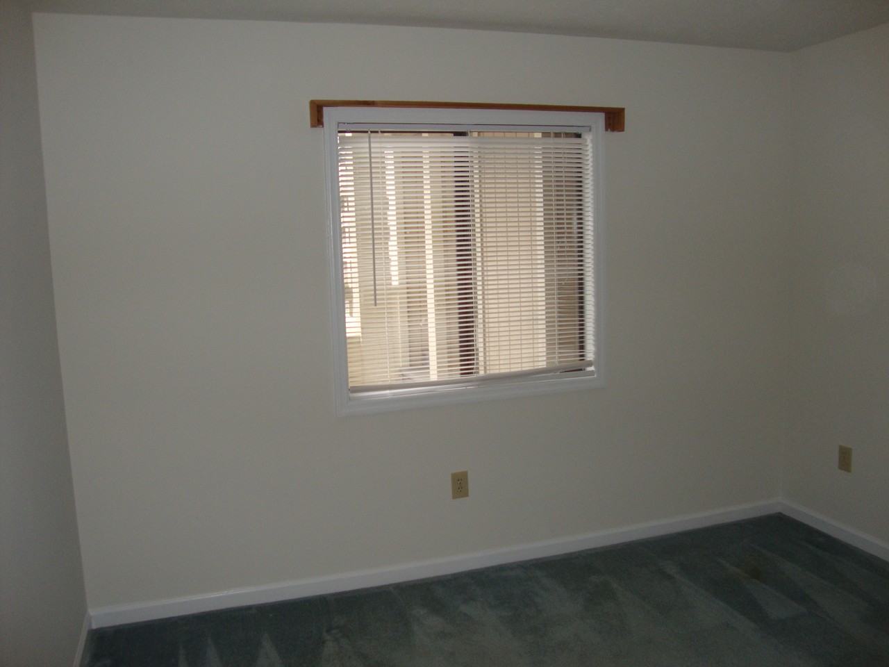 4258 Pinehurst Cir Unit R6 #R6 - Photo 6 of 7