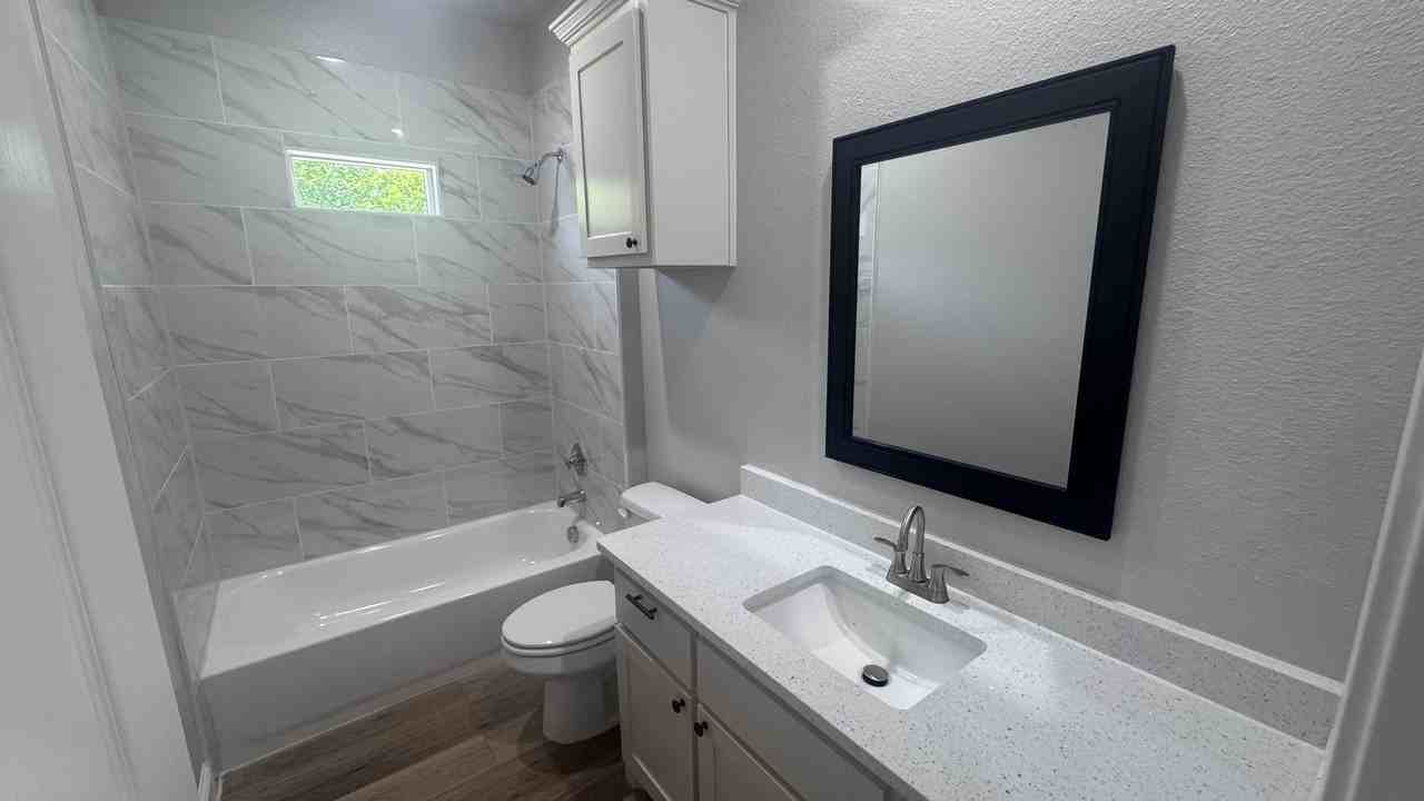 3211 Bourland St #1 - Photo 6 of 19