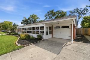 featured image of 27 Laurelgrove Dr #1
