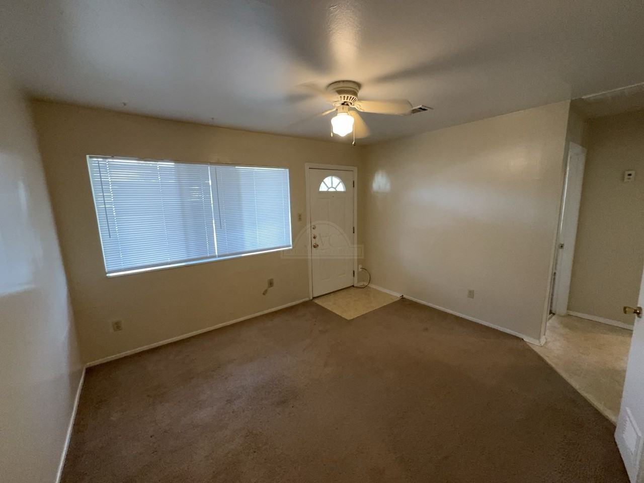 1406 Bundrant Dr - Photo 5 of 12