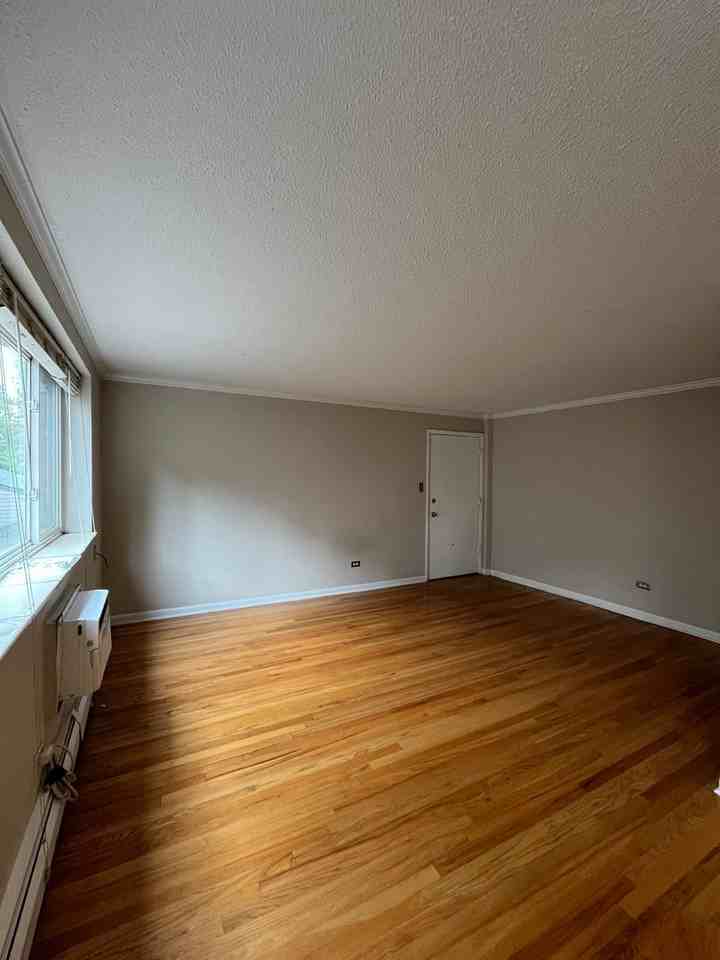 1242 Gaylord St #102 - Photo 3 of 12