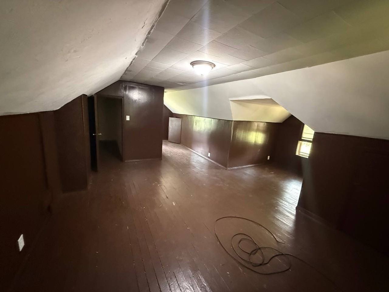 16015 S Lotus Dr - Photo 5 of 11