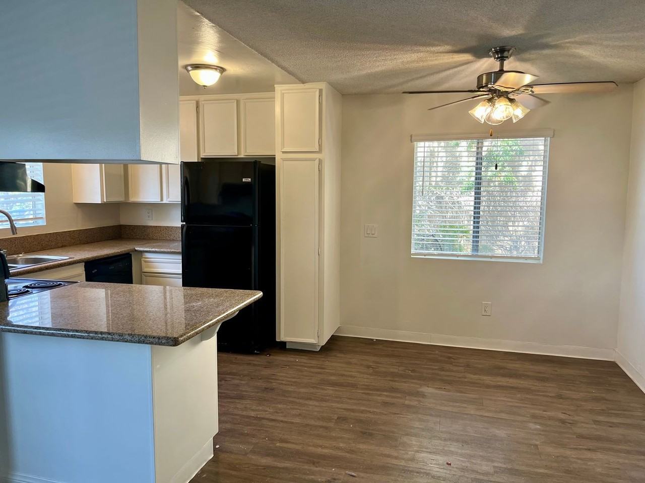 6080 Mount Aguilar Dr - Photo 5 of 21