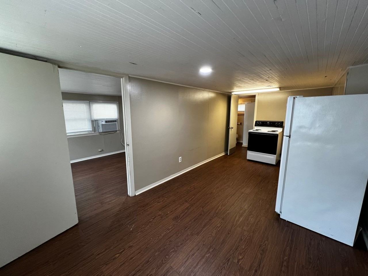 106 Saint Michael St - Photo 3 of 6