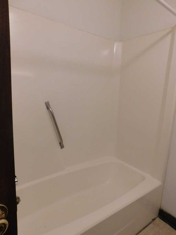 1524 College Way - Photo 6 of 8