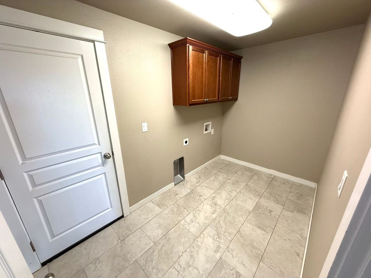 4832 Sw Volcano Ave - Photo 7 of 22