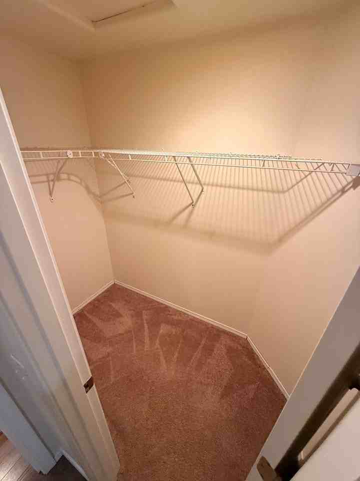 2218 Ne Carrie Ln - Photo 5 of 15