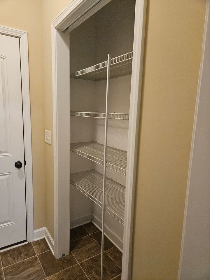 204 Twilight Dr - Photo 5 of 18