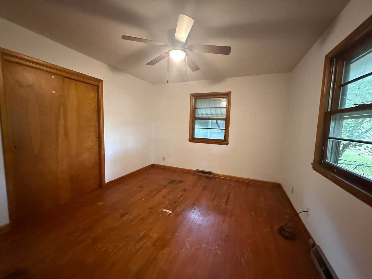 529 W Normal St - Photo 7 of 9