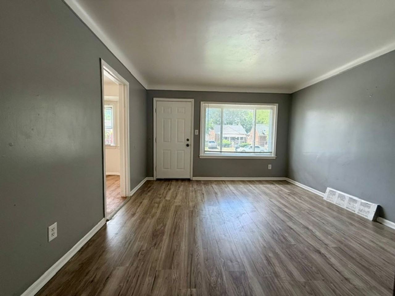 7340 Stout St - Photo 5 of 18