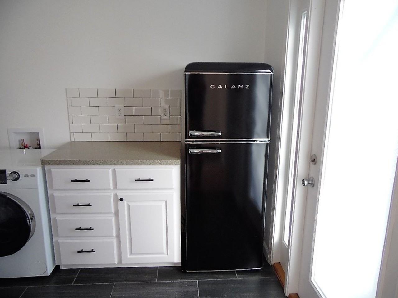 719B Madison St - Photo 7 of 15
