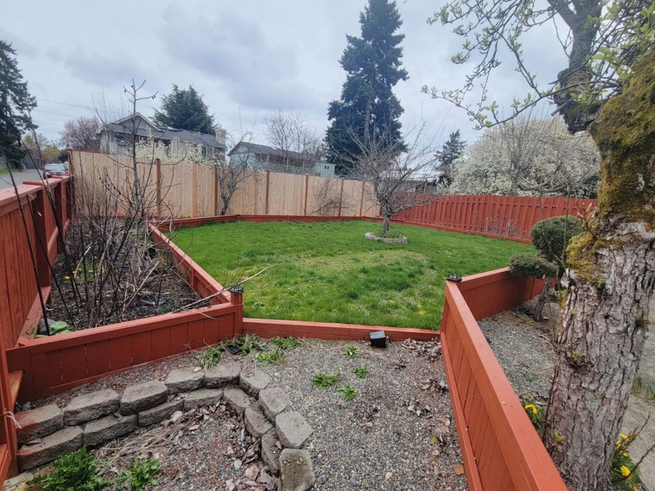 899 S 86th St - Photo 6 of 23
