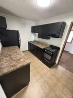 featured image of 3719 W 9th St