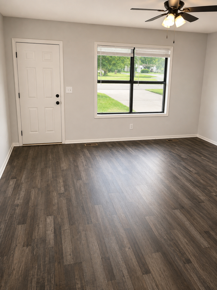 1301 E Oak St - Photo 3 of 8